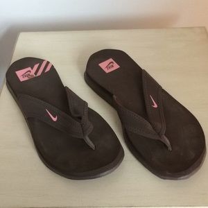 NIKE Flip Flops
